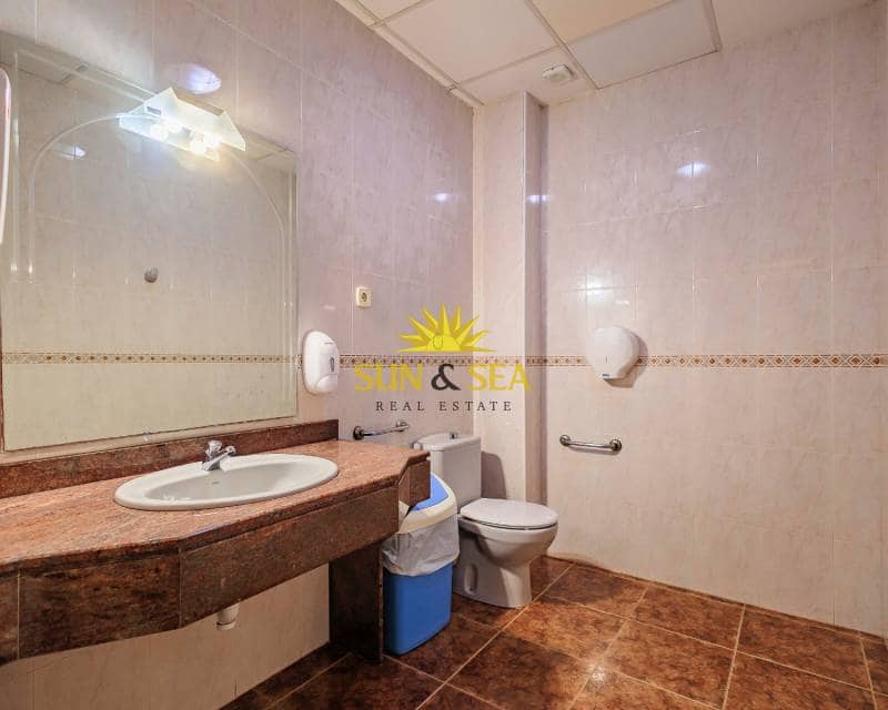 16 soveværelse Erhverv til salg i Santiago de la Ribera - € 1.250.000 (Ref: 8596773)