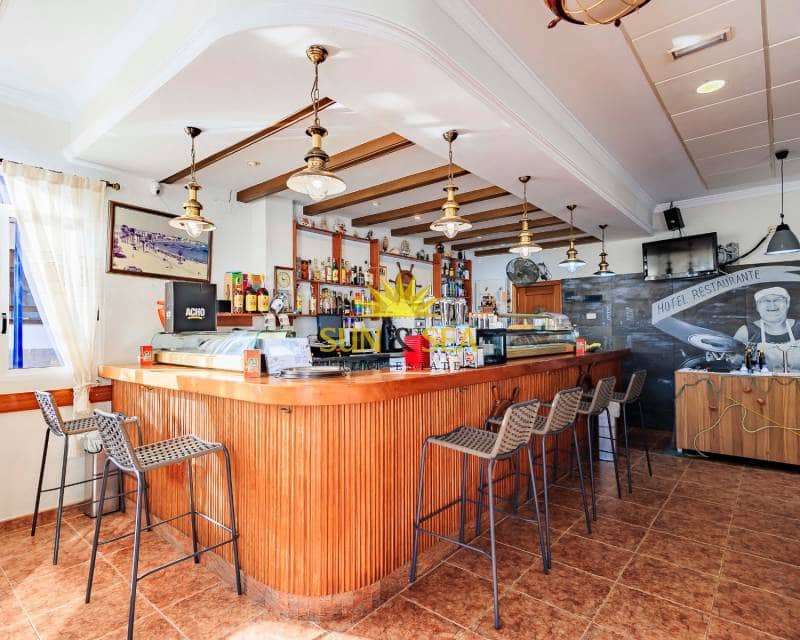 16 soveværelse Erhverv til salg i Santiago de la Ribera - € 1.250.000 (Ref: 8596773)