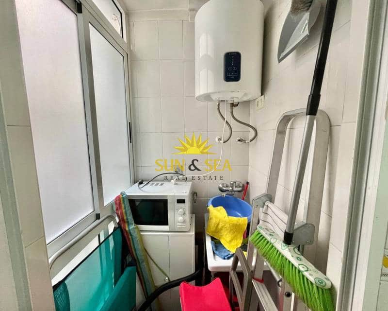 2 soveværelse Lejlighed til leje i Guardamar del Segura med garage - € 800 (Ref: 8607728)