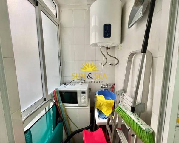 2 bedroom Apartment for rent in Guardamar Playa, Guardamar del Segura with garage - € 800 (Ref: 8607728)