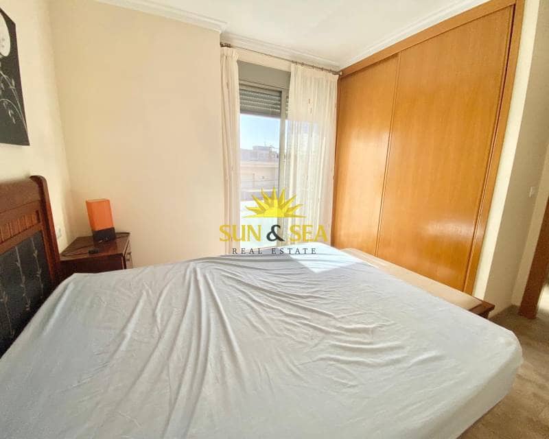 4 sypialnia Willa do wynajęcia w Torre de la Horadada z garażem - 850 € (Ref: 8608812)