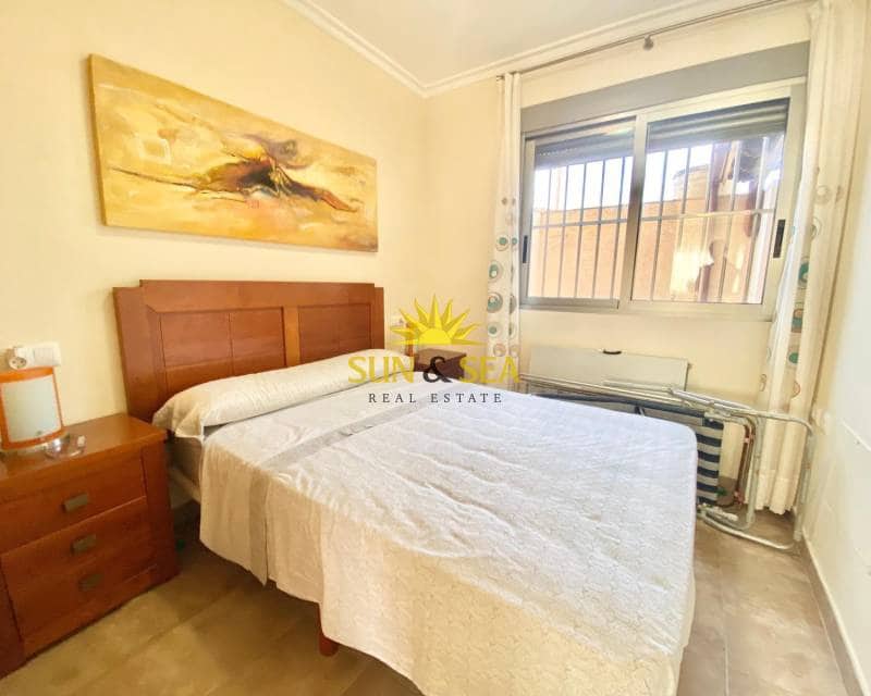 4 sypialnia Willa do wynajęcia w Torre de la Horadada z garażem - 850 € (Ref: 8608812)