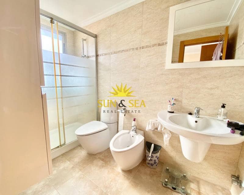 4 sypialnia Willa do wynajęcia w Torre de la Horadada z garażem - 850 € (Ref: 8608812)