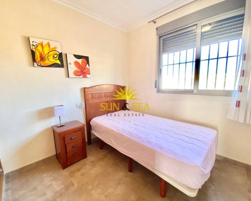 4 sypialnia Willa do wynajęcia w Torre de la Horadada z garażem - 850 € (Ref: 8608812)