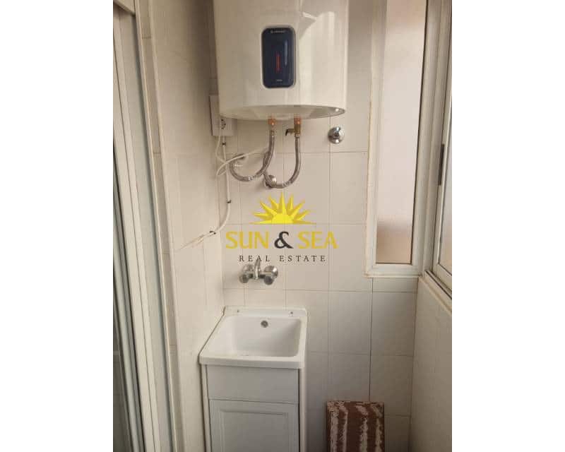 Apartamento de 2 habitaciones en Los Urrutias en alquiler - 550 € (Ref: 8611773)