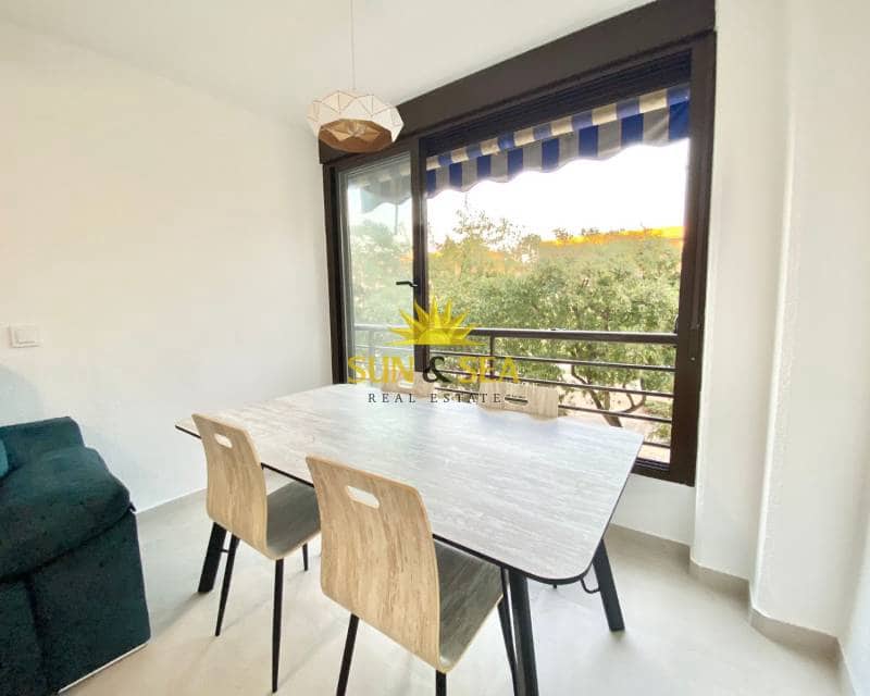 Apartamento de 2 habitaciones en Guardamar del Segura en alquiler vacacional - 700 € (Ref: 8620990)