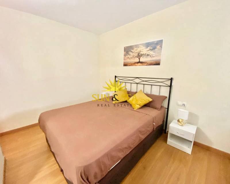 3 bedroom Apartment for rent in Alicante / Alacant city with garage - € 1,250 (Ref: 8626172)