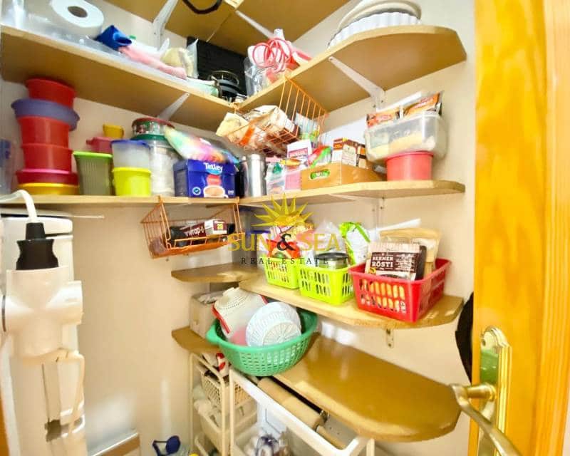 1 sypialnia Dom do wynajęcia w Torrevieja z basenem - 650 € (Ref: 8628085)