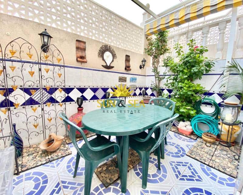 1 sypialnia Dom do wynajęcia w Torrevieja z basenem - 650 € (Ref: 8628085)