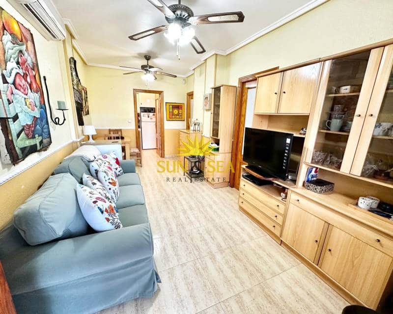 1 sypialnia Dom do wynajęcia w Torrevieja z basenem - 650 € (Ref: 8628085)