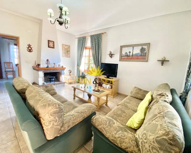 4 bedroom Villa for sale in Daya Nueva with garage - € 350,000 (Ref: 8635568)