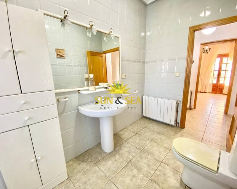 4 bedroom Villa for sale in Daya Nueva with garage - € 350,000 (Ref: 8635568)