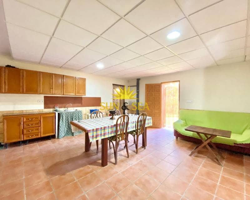 4 bedroom Villa for sale in Daya Nueva with garage - € 350,000 (Ref: 8635568)