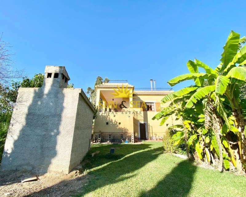 4 bedroom Villa for sale in Daya Nueva with garage - € 350,000 (Ref: 8635568)