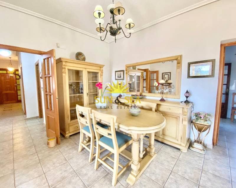 4 bedroom Villa for sale in Daya Nueva with garage - € 350,000 (Ref: 8635568)