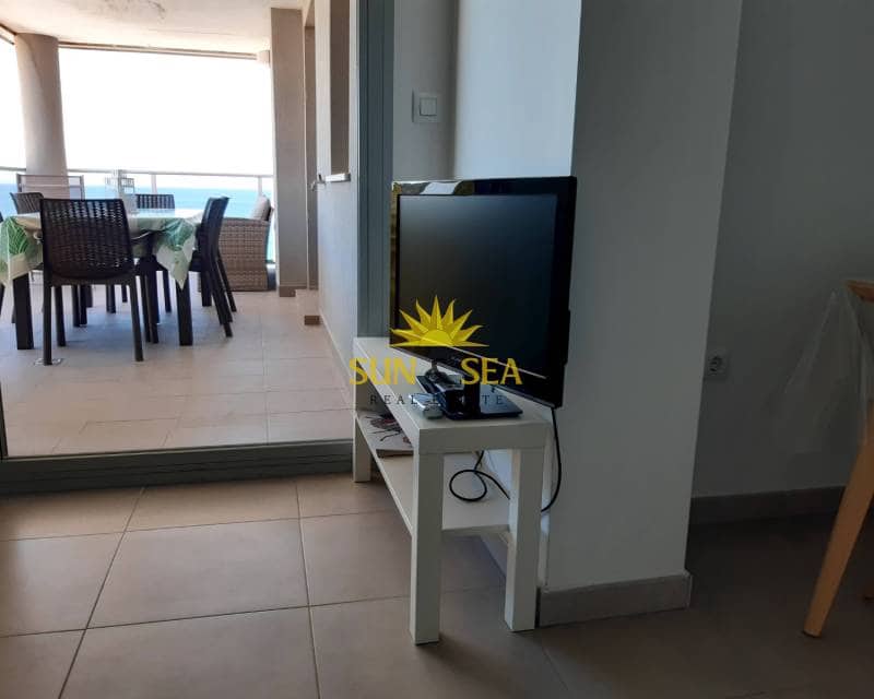 2 soveværelse Penthouse til leje i La Manga del Mar Menor med swimmingpool garage - € 880 (Ref: 8637369)