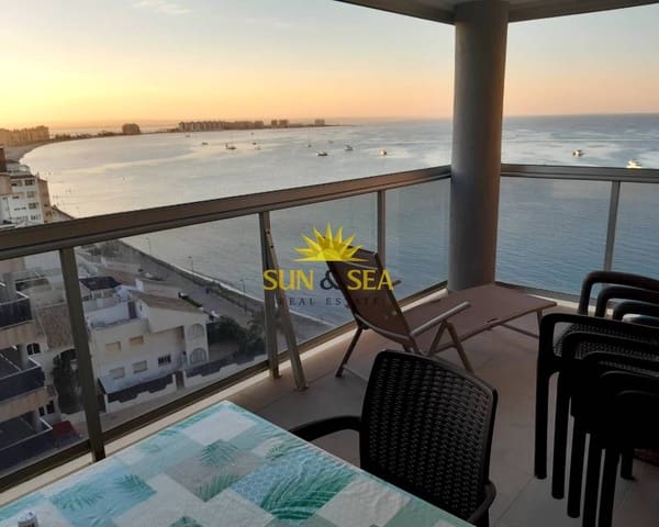 2 makuuhuone Kattohuoneisto vuokrattavana paikassa La Manga del Mar Menor mukana uima-altaan 
autotalli - 880 € (Ref: 8637369)