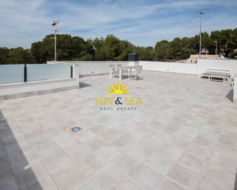 3 bedroom Villa for sale in Pinar de Campoverde with pool garage - € 472,670 (Ref: 8640217)