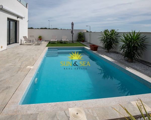 3 camera da letto Villa in vendita in Pinar de Campoverde, Pilar de la Horadada con piscina garage - 472.670 € (Rif: 8640217)