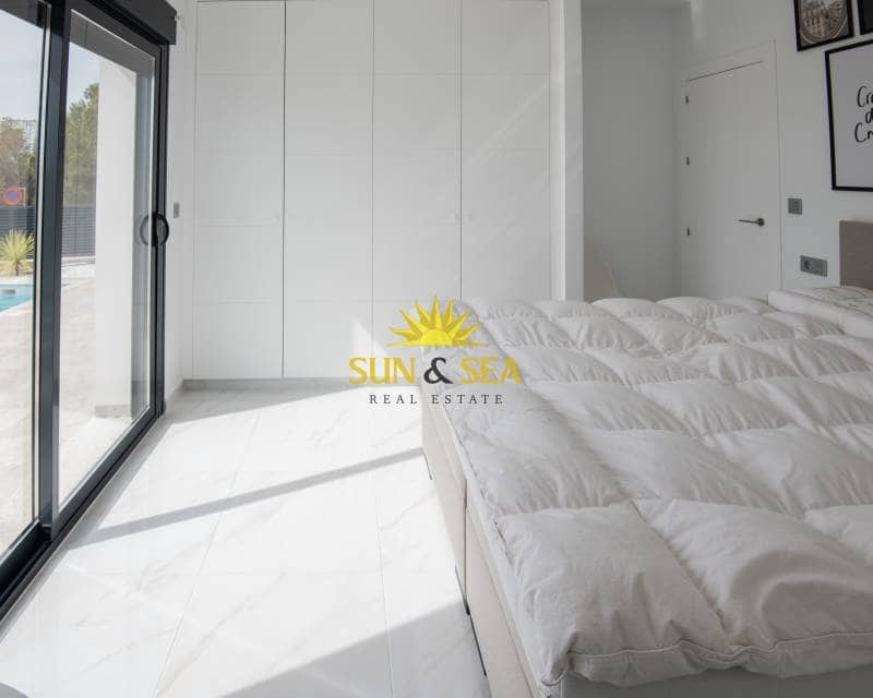 3 camera da letto Villa in vendita in Pinar de Campoverde con piscina garage - 463.716 € (Rif: 8640219)