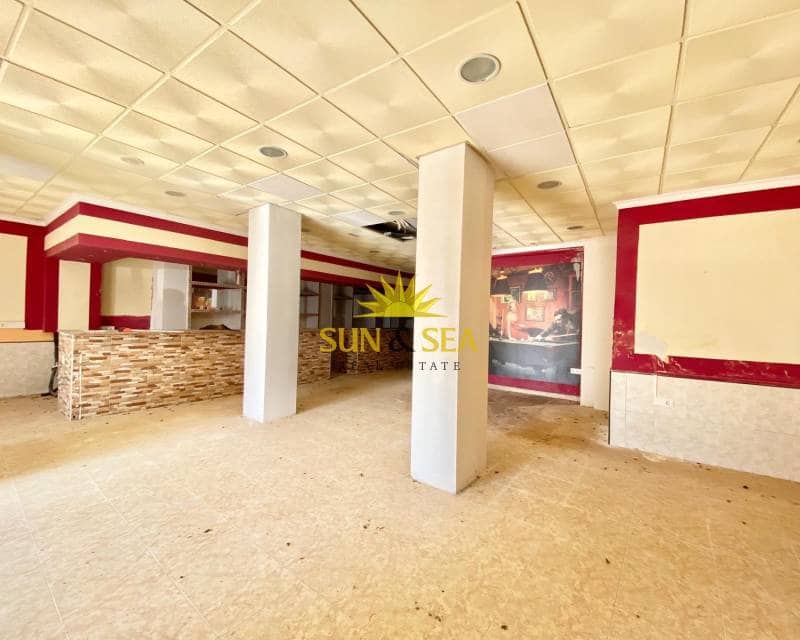 1 makuuhuone Kaupallinen myytävänä paikassa Los Cuarteros - 513 000 € (Ref: 8647512)