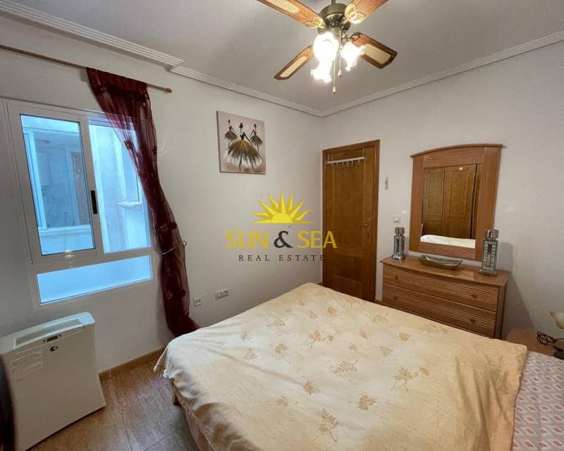 2 quarto Apartamento para arrendar em Playa Flamenca com piscina - 800 € (Ref: 8648605)