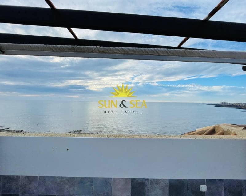 2 slaapkamer Appartement te huur in Torre del Moro met zwembad garage - € 1.200 (Ref: 8651461)