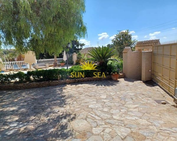 3 bedroom Villa for rent in Molina de Segura with pool garage - € 1,200 (Ref: 8655855)