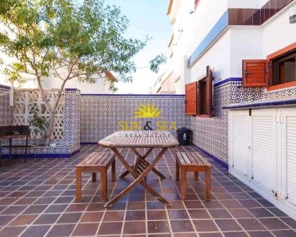 5 bedroom Villa for rent in La Manga del Mar Menor with pool garage - € 1,500 (Ref: 8655856)