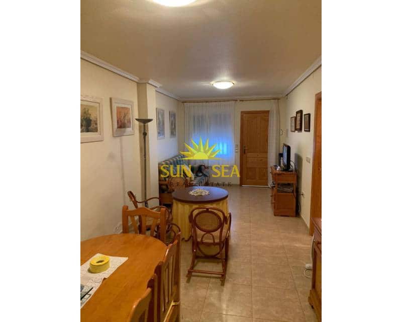 4 makuuhuone Huoneisto myytävänä paikassa Los Narejos - 300 000 € (Ref: 8657666)