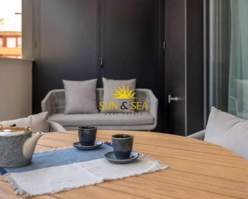 3 camera da letto Appartamento in vendita in Torrevieja con garage - 299.000 € (Rif: 8665938)