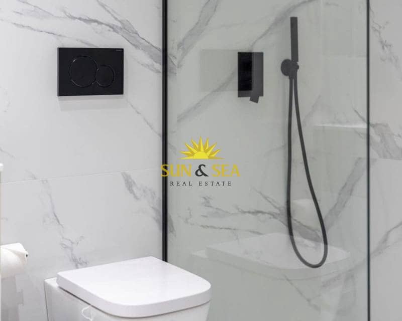 3 camera da letto Appartamento in vendita in Torrevieja con garage - 299.000 € (Rif: 8665938)