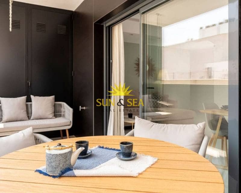 3 camera da letto Appartamento in vendita in Torrevieja con garage - 299.000 € (Rif: 8665938)