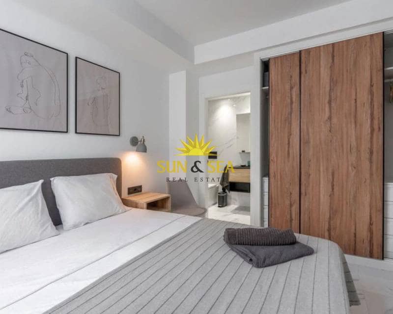 3 camera da letto Appartamento in vendita in Torrevieja con garage - 299.000 € (Rif: 8665938)