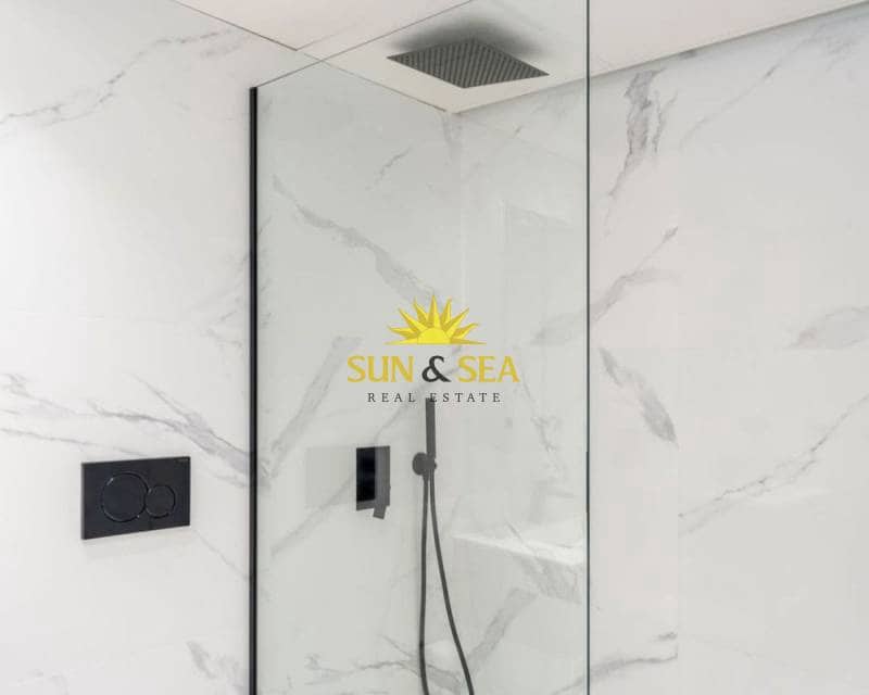 3 camera da letto Appartamento in vendita in Torrevieja con garage - 299.000 € (Rif: 8665938)