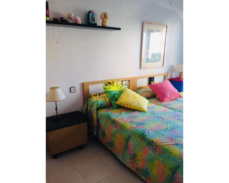 3 sovrum Lägenhet att hyra i La Manga del Mar Menor med pool garage - 1 500 € (Ref: 8666970)