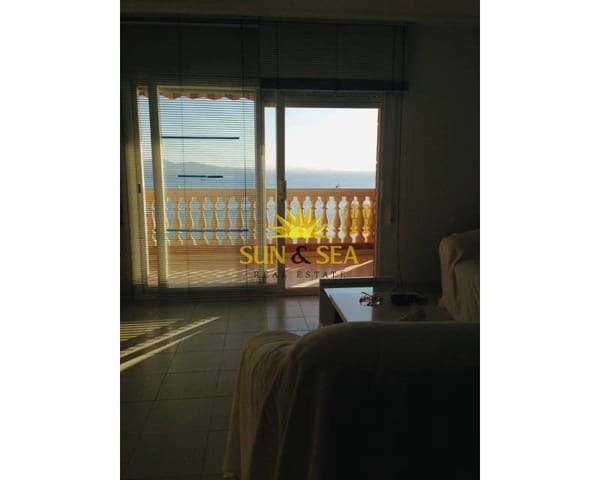 3 sovrum Lägenhet att hyra i La Manga del Mar Menor med pool garage - 1 500 € (Ref: 8666970)
