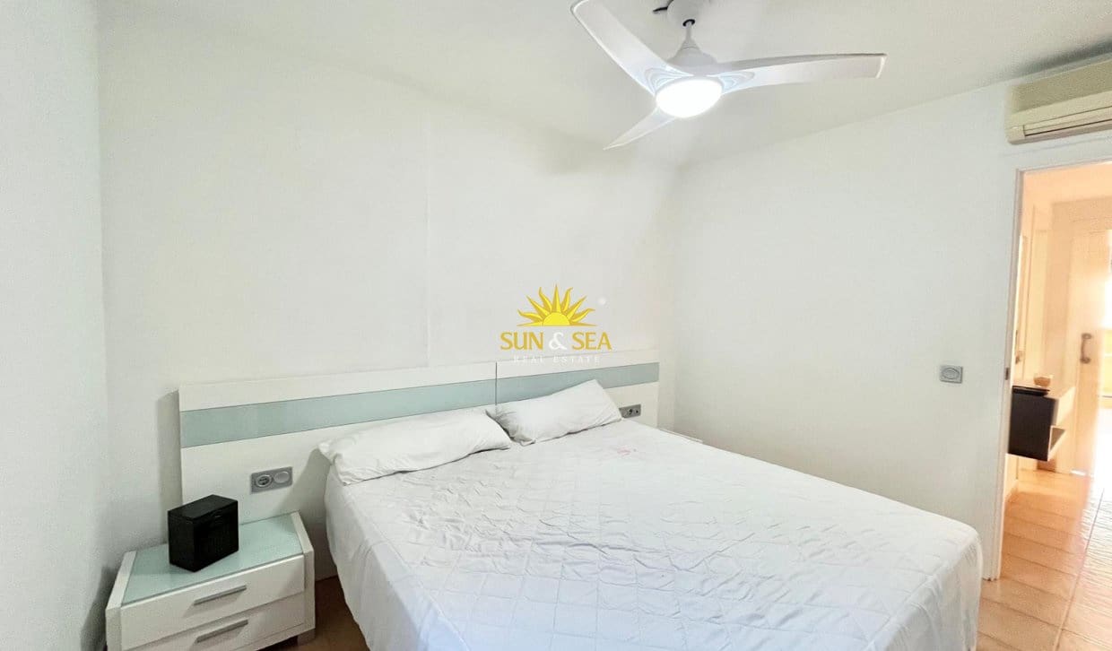 2 sypialnia Apartament na kwatery wakacyjne w La Manga del Mar Menor z basenem garażem - 600 € (Ref: 8674948)