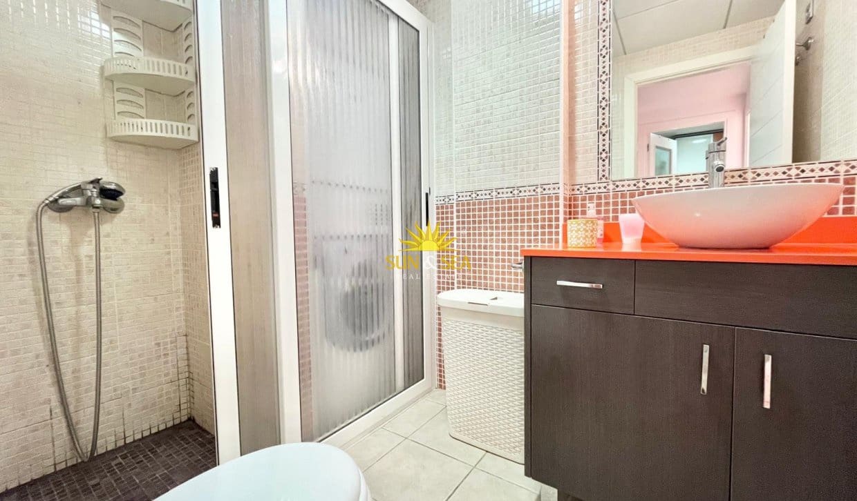 2 sypialnia Apartament na kwatery wakacyjne w La Manga del Mar Menor z basenem garażem - 600 € (Ref: 8674948)
