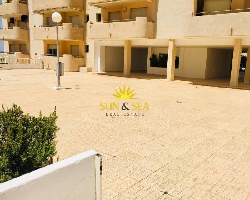 3 sypialnia Apartament do wynajęcia w La Manga del Mar Menor z basenem garażem - 700 € (Ref: 8675012)