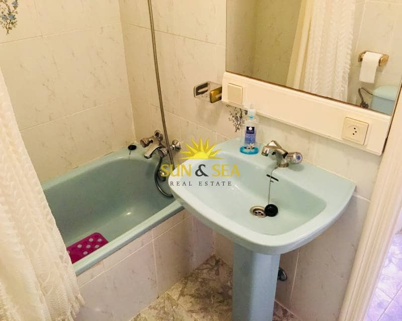 3 sypialnia Apartament do wynajęcia w La Manga del Mar Menor z basenem garażem - 700 € (Ref: 8675012)