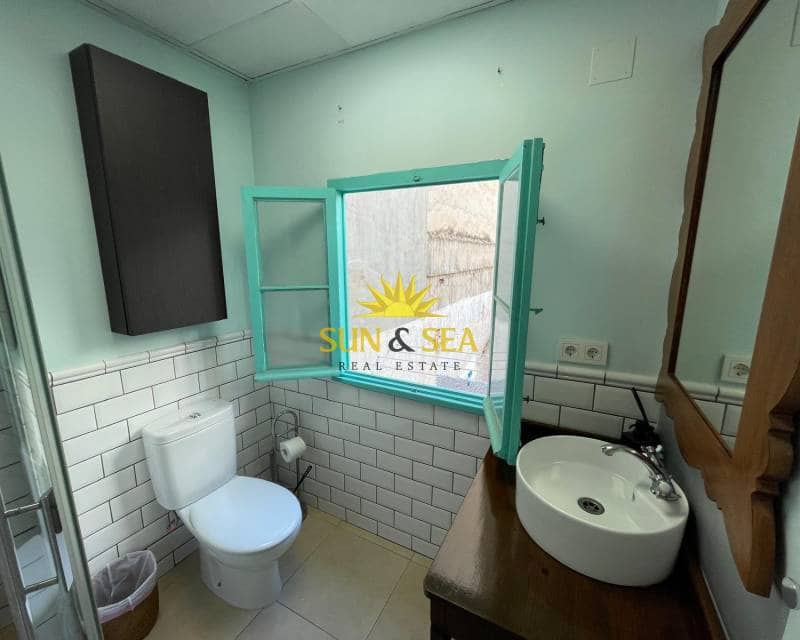 1 soveværelse Studio til leje i Alicante by - € 950 (Ref: 8678949)