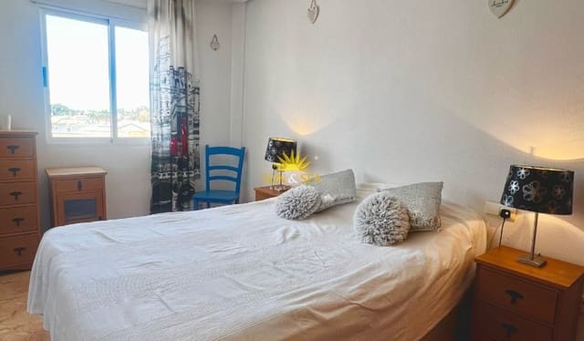 Casa de 2 habitaciones en El Chaparral - La Siesta - La Torreta, Torrevieja en alquiler con piscina garaje - 850 € (Ref: 8680366)