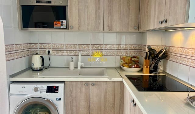 Casa de 2 habitaciones en El Chaparral - La Siesta - La Torreta, Torrevieja en alquiler con piscina garaje - 850 € (Ref: 8680366)