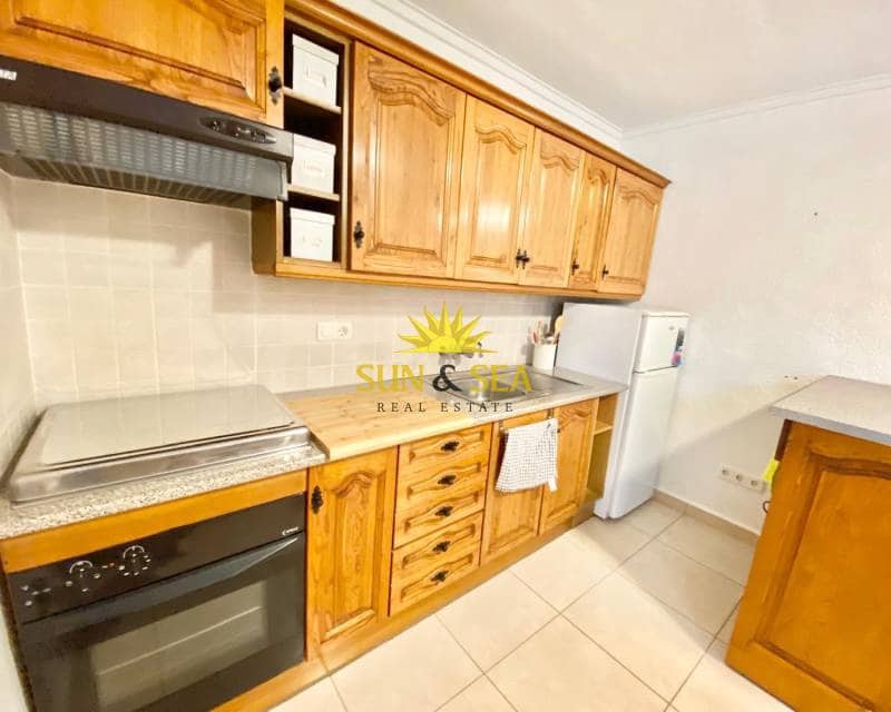 1 slaapkamer Villa te huur in Guardamar del Segura - € 850 (Ref: 8685608)