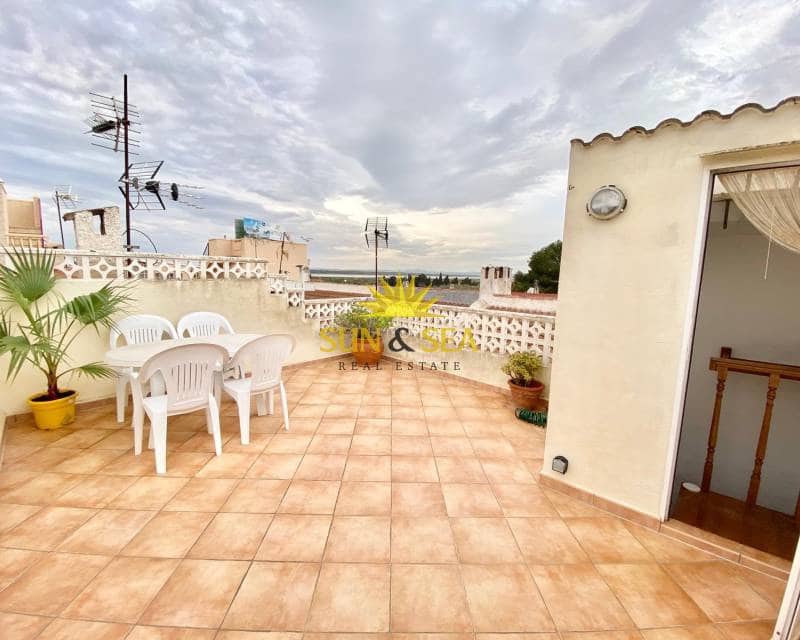 1 slaapkamer Villa te huur in Guardamar del Segura - € 850 (Ref: 8685608)