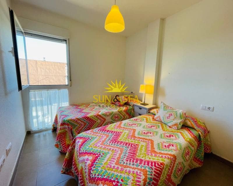 3 soveværelse Lejlighed til leje i Los Urrutias med garage - € 600 (Ref: 8688737)