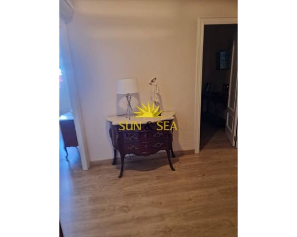 3 soverom Leilighet til leie i Cartagena Ciudad, Cartagena - € 1 000 (Ref: 8690773)