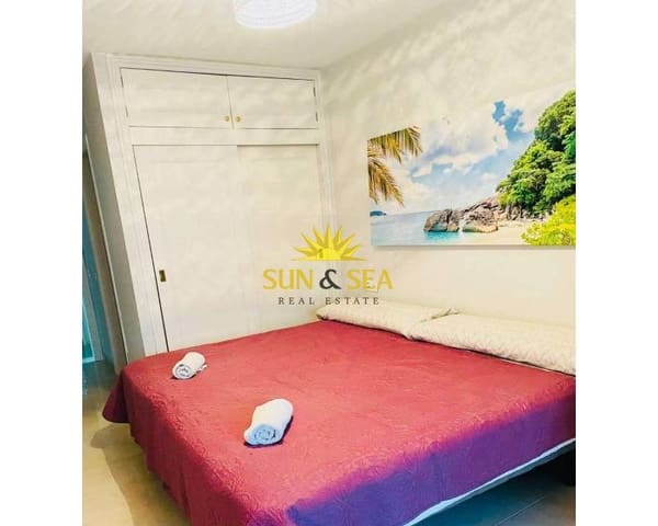 3 soveværelse Strandlejlighed til leje i La Manga del Mar Menor med swimmingpool garage - € 850 (Ref: 8692851)