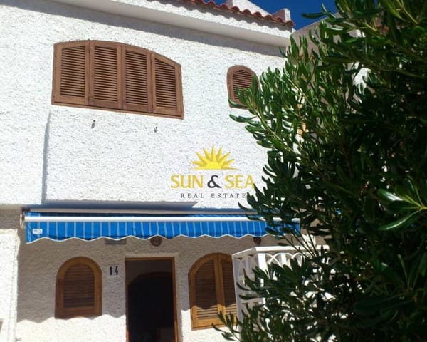 Appartement de 3 chambres à louer à La Manga del Mar Menor avec piscine - 800 € (Ref: 8693273)